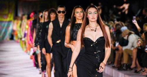 Versace – Modetrends von der Fashion Week Mailand Frühjahr/Sommer 2022