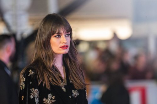 Qu’est-ce que le tremblement essentiel, la maladie qui touche Clara Luciani ?