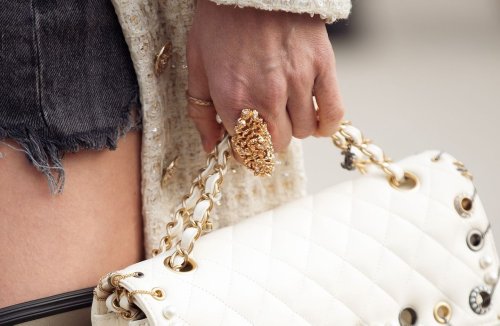 12 bagues fantaisie qui paraissent dix fois leurs prix