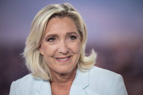 Assistants parlementaires du FN : le parquet requiert le renvoi de 27 personnes, dont Marine Le Pen devant le tribunal correctionnel