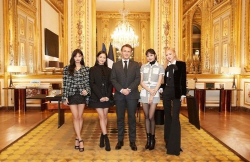 Blackpink à l’Elysée : le girls band coréen fait honneur à la mode française