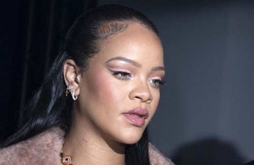 Rihanna maman : la première photo de la star après son accouchement dévoilée