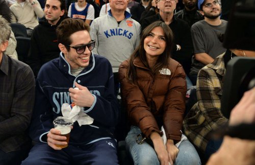 Emily Ratajkowski et Pete Davidson : le couple s’affiche complice à un match de basket