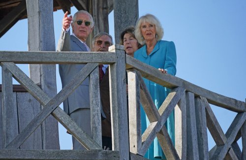 Charles III et Camilla à Bordeaux : le couple royal visite un célèbre château viticole