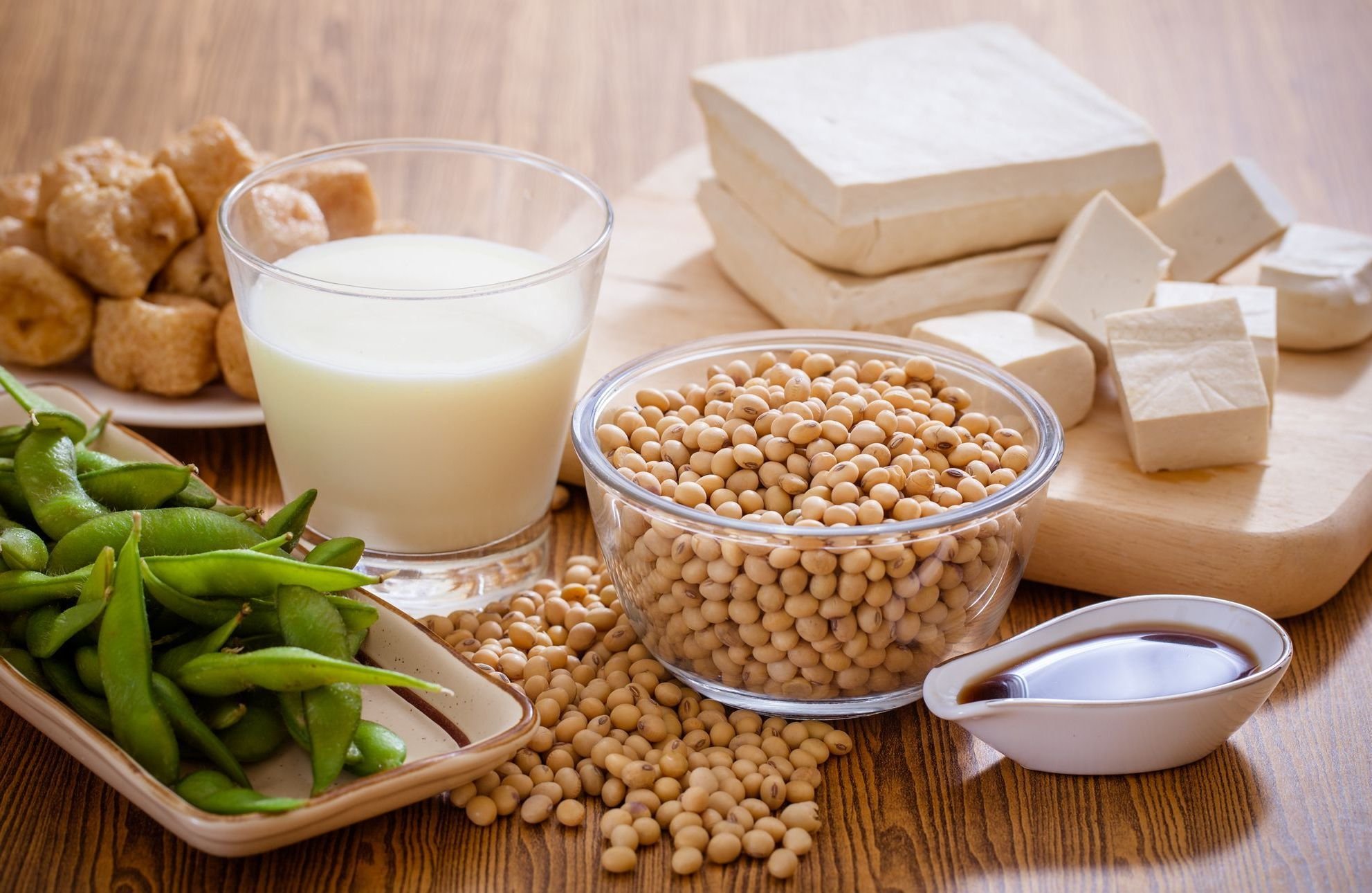 Perturbateurs endocriniens : voici pourquoi l’Anses conseille de limiter la consommation de produits au soja en restauration collective