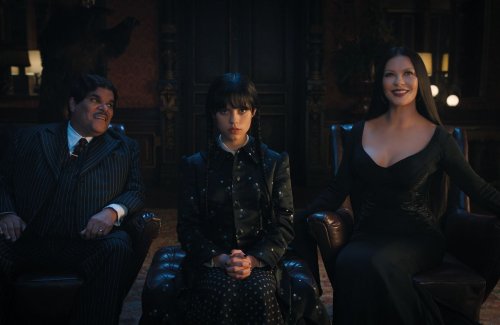 Mercredi de Tim Burton : une première bande-annonce de la nouvelle adaptation de « La Famille Addams »