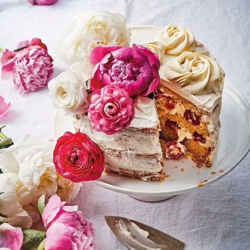 Comment utiliser les fleurs comestibles en pâtisserie ?