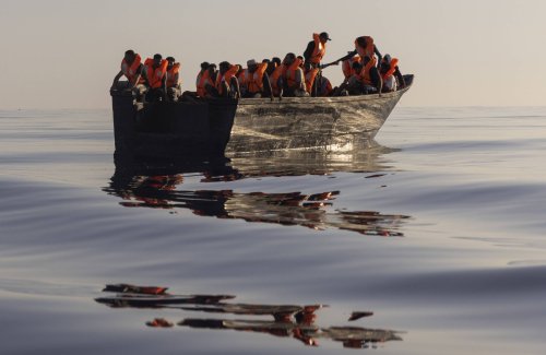 Migrants : plus de 2 500 migrants sont morts ou disparus en Méditerranée cette année