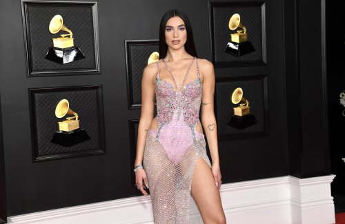 Comment reproduire l’iconique ensemble papillon de Dua Lipa avec des pièces de seconde main ?