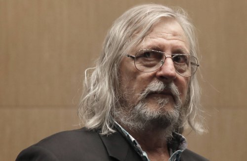 Didier Raoult : l’ANSM a de nouveau saisi la justice sur un essai Covid