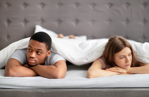 La question de la semaine : Doit-on forcément coucher quand on est en couple ?
