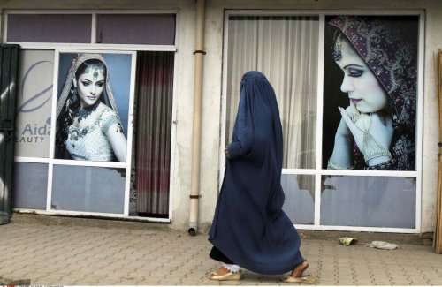 IA, endométriose... 5 infos sur les droits des femmes dans le monde