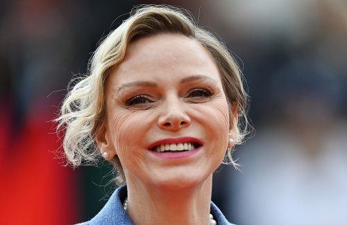 Inspiration capillaire : on craque pour le chignon romantique de Charlène de Monaco