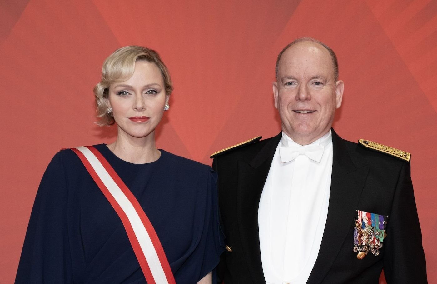 Albert II et Charlène de Monaco s’offrent une sortie sportive remarquée sur le Rocher