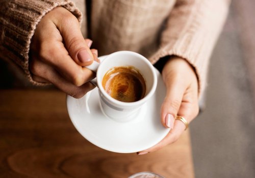 Contrairement aux idées reçues, consommer trois tasses de café par jour c'est bon pour la santé !