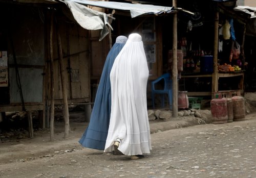 Afghanistan : un an après la chute de Kaboul, l’Union européenne est « particulièrement inquiète» pour les femmes