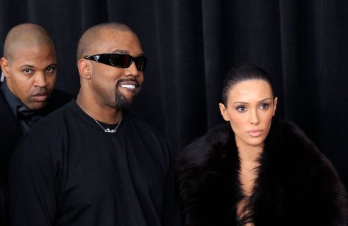Kanye West : la tenue transparente de son épouse Bianca Censori fait scandale en Espagne