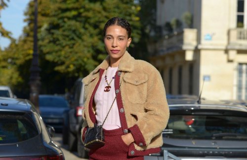 Oubliez le noir, cette couleur de collants est la plus en vogue