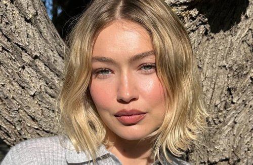 « Blush Stacking » : la nouvelle gestuelle des pros pour des pommettes sculptées