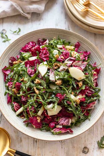 Rucola Salat mit Birne und Walnuss | Rezept | Elle Republic