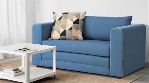 Llega un nuevo sofá a Ikea que se convierte en cama de matrimonio 'japonesa': a ras de suelo
