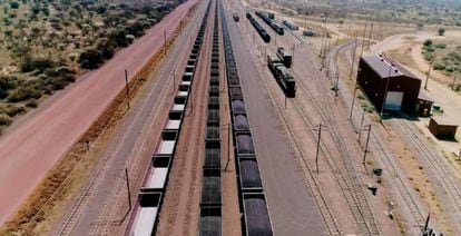 El tren más largo del mundo: 375 vagones y cuatro kilómetros de largo