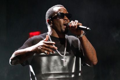 Lawsuit accuses Sean Combs, 2 others of raping 17-year-old girl in 2003; Combs denies allegations