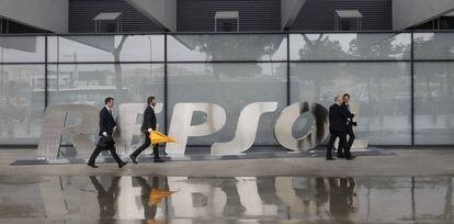 Los 17.000 empleados de Repsol no recibirán correos de la empresa tras su jornada laboral