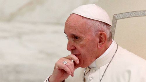 El papa Francisco levanta el secreto pontificio para casos de pederastia