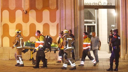 Una explosión en un festival científico causa 18 heridos en la Casa de Cultura de Girona