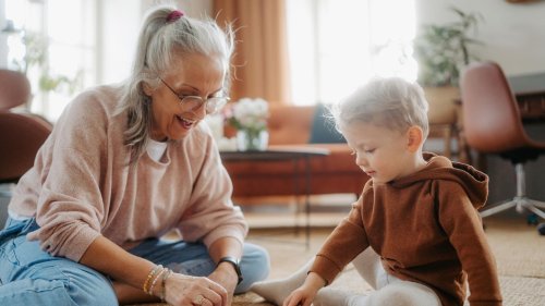 Studie zeigt: Diese Rolle spielen Großeltern wirklich für Kinder