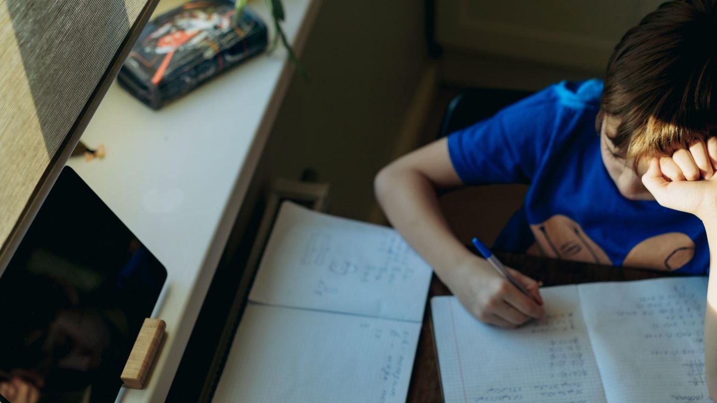 Die Ganztagslüge "Schule von acht bis vier, danach Hausaufgaben"