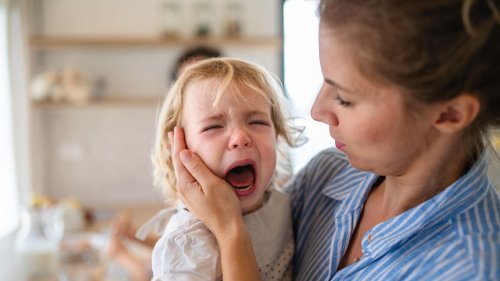 Kinder trösten 5 Sätze, die besser als "Hör auf zu weinen!" sind