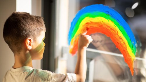 Keine Angst vor "Frühsexualisierung" Warum Aufklärung über Queerness unseren Kindern nicht schadet