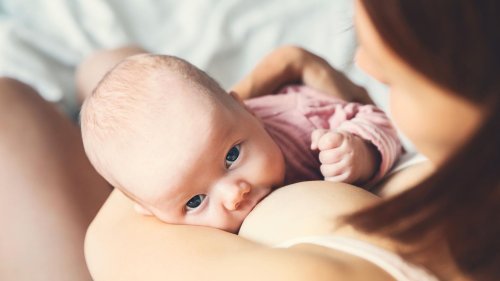 Eltern plaudern aus dem Nähkästchen: DAS sind die kuriosen Still-Gewohnheiten ihrer Babys