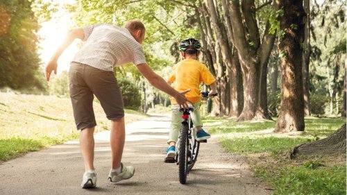 Fahrradfahren lernen: So könnt ihr euren Kindern das Radfahren beibringen + Tipps zur Verkehrserziehung