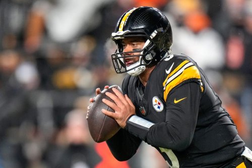 Giants still ‘very much in the market’ for veteran free agent quarterback
