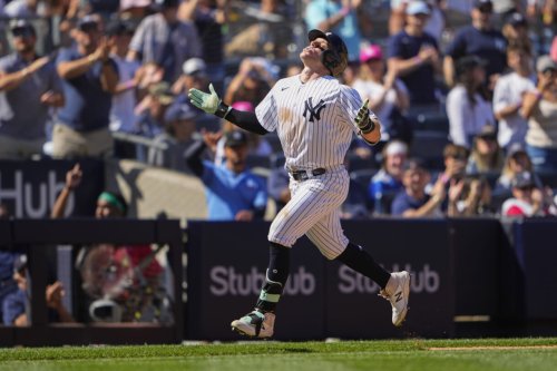 Should the Yankees cough up $72 million to extend star defensive outfielder?