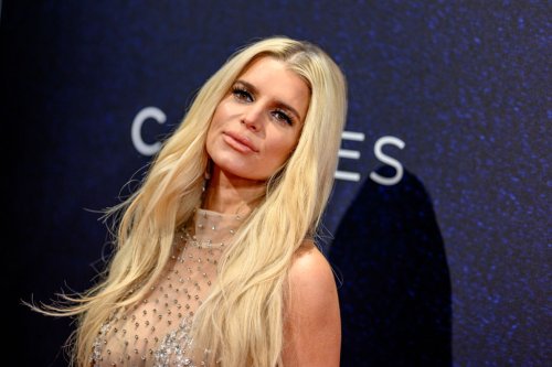 Jessica Simpson Expresses Pride for Jeremy Renner's Memoir Following Flirty Exchange