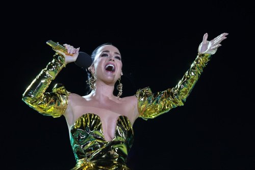 Katy Perry Is Fighting the Founder of 1-800-Flowers for a $15 Million California Mansion He Doesn't Want to Sell Her