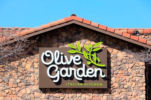 Olive Garden Fired Manager Who Told Employees to Come in Sick