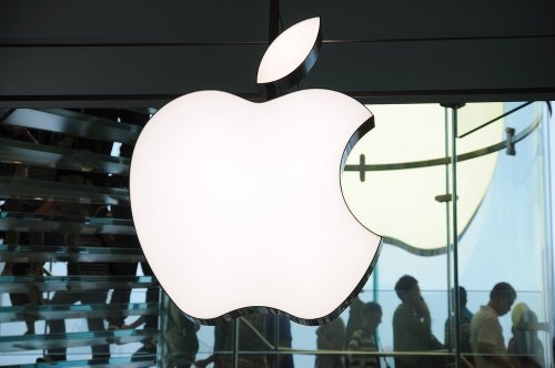 Is it Time to Take a Bite of Apple Stock?
