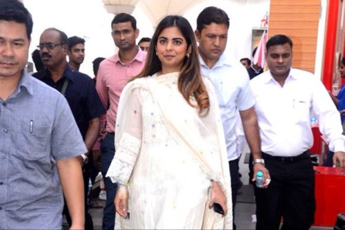 Reliance Reshuffle: Isha Ambani To Be Named As The New Chairperson of Reliance Retail