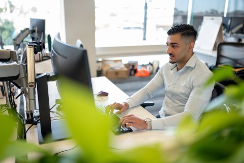 Recent Trends in Generative AI — and How Business Professionals Can Navigate and Capitalize on Them