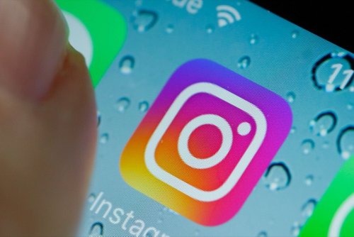 Marketers Are Searching for Instagram Services 12X More Than Snapchat's (Infographic)