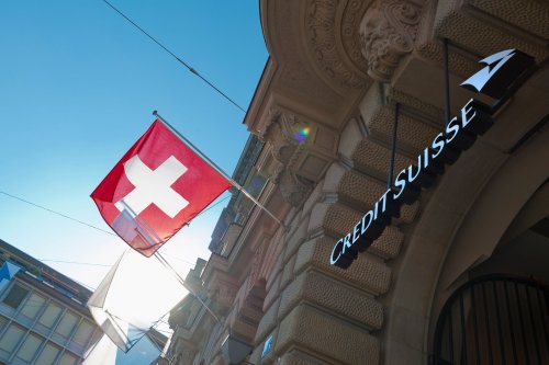 Collapse of Credit Suisse: A Cautionary Tale of Resistance to Hybrid Work | Entrepreneur