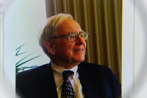 Learn Warren Buffett's '2 List' Strategy and Master Your Priorities