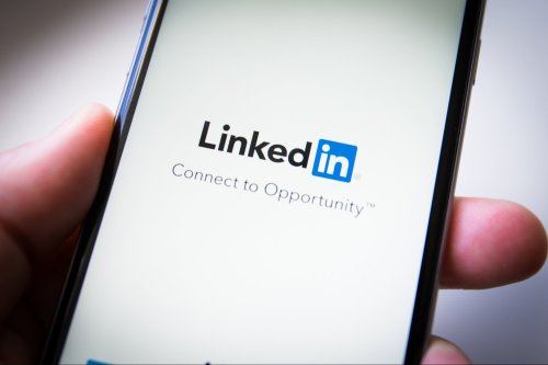 7 Tips for Using Your LinkedIn Profile as Your Personal Branding Website