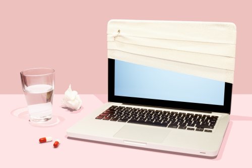 The Brilliant Reason People Are Tearing Screens Off Apple MacBooks
