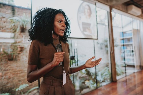 Why Most People Fail at Giving Presentations — and How to Make Your Next One Successful